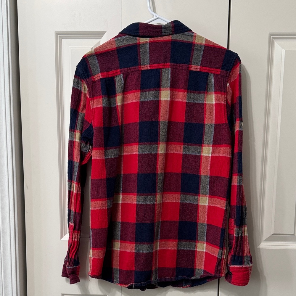 Cozy Red and Navy Plaid Flannel Shirt - Picture 4 of 4